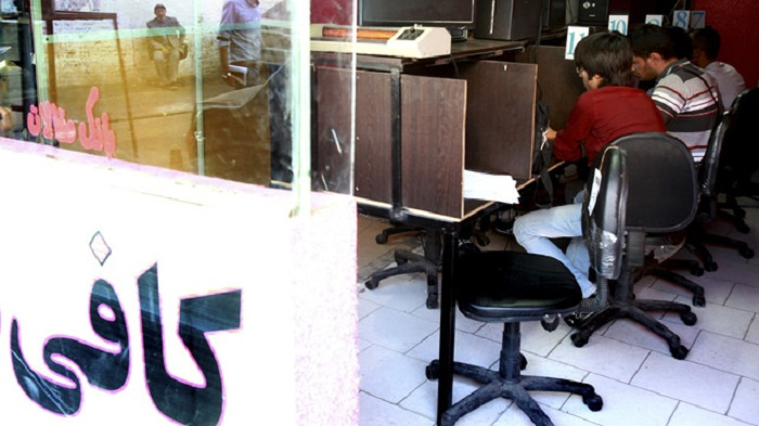 "Immoral" Use of Internet Stirs Concern in Iran