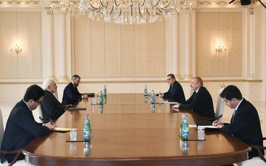 Zarif holds talks in Azerbaijan