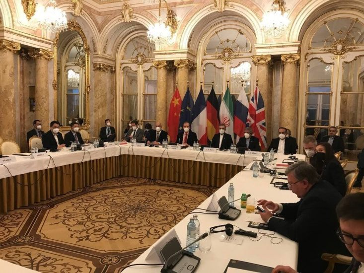 Iran, P4+1 discuss Iranian proposals