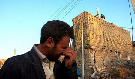 Deadly Quakes Strike in Iran