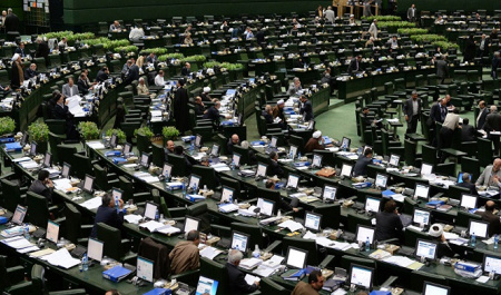 Iran Reaches Out To US Assets in Tit-For-Tat