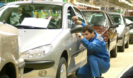 Is Iran&rsquo;s Auto Industry Becoming Dominated by the French?