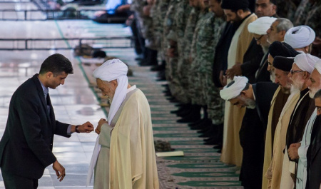 Friday Prayers across Iran: Saudi-bashing and scandalous salaries
