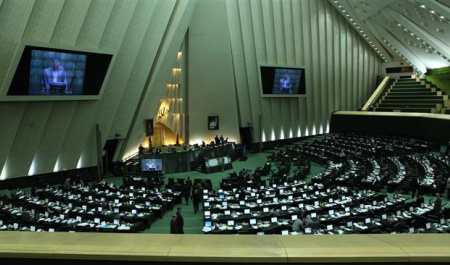 Iran&rsquo;s Parliament Seeks Retaliation against New US&rsquo; Sanctions