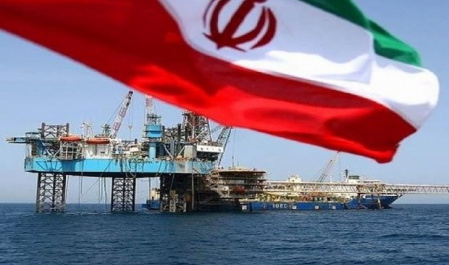 Intl. oil market cornered by coronavirus, Iranian economy remains resilient: energy expert