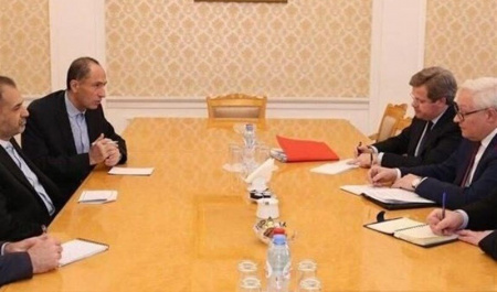 Iranian, Russian diplomats discuss nuclear agreement