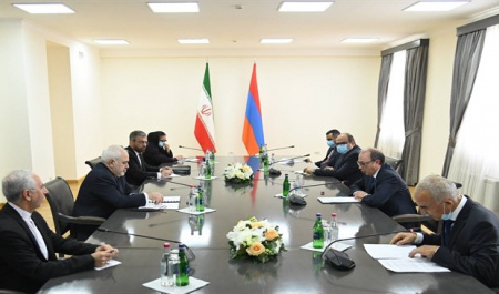 Zarif to Armenian FM: Caucasus peace, a matter of Iran’s national security