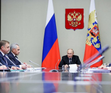 مردان روس و تجارت جنگ