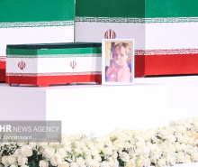 مراسم ادای احترام به پیکر رهبر شهید انقلاب