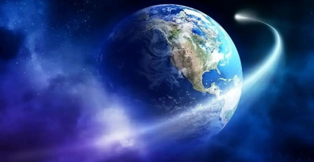 نقدی برای «عصر پلی‌سین» توماس فریدمن