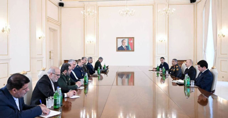 پیام ویژه سفر وزیر دفاع ایران به جمهوری آذربایجان