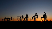 آیا کاهش قیمت نفت دست ایران را در مذاکرات بسته است؟