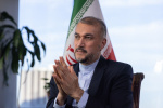 بمب اتمی می تواند پشتوانه سیاست خارجی باشد