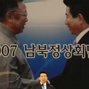 نقش آفرینی بدل کیم جونگ ایل در کاخ آبی سئول