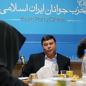 احمدی نژاد موفق به برقراری رابطه با آمریکا نمیشود
