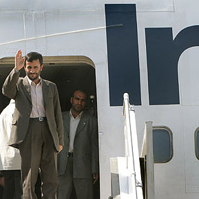 ملاحظاتی از اسرائیل تا چین در دیدار احمدینژاد از کلمبو