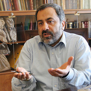 سیاست خارجی موسوی حکیمانه، فعال، استقلالخواه و بهدور از هیجان خواهد بود