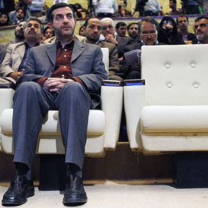 پچپچهها/ چشم اسفندیار دولت/ بیانیهای در دفاع از مطبوعات