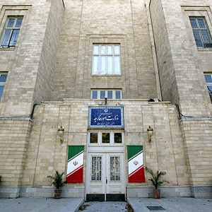 دیپلماتهای پناهنده