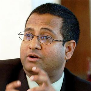 مجله هفته/ احمد شهید شهادت بدهد