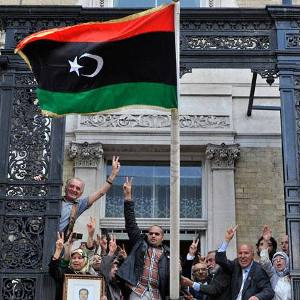 نگاهی به موضع ایران در قبال لیبی و انقلابیون