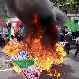 مجله هفته/ گزینه حمله به سفارتخانهها دیگر روی میز نیست