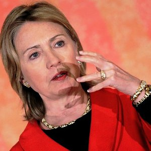 انتقاد بىسابقه هيلارى کلينتون از وضعيت دموکراسى در خاورميانه
