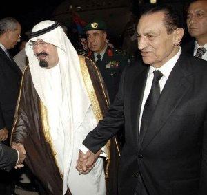 سايه سرنوشت مصر بر عربستان سنگينى مىکند؟
