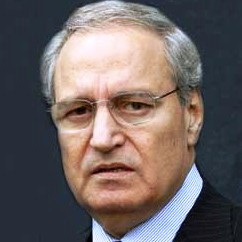 فاروق الشرع جدا شد؟