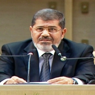 مرسی در تهران بر طبل جنگ طایفه‌ای کوبید؟