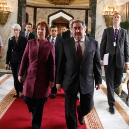 اسپاگتی خاورمیانه را باید با چاشنی ایرانی خورد