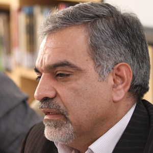 چراغی که به خانه رواست