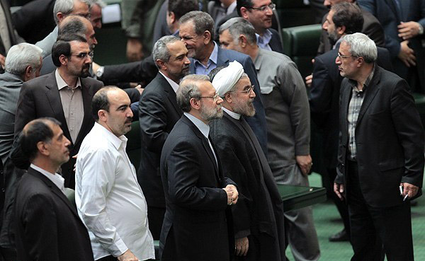 سوریه و پرونده هستهای معضلات دولت جدید ایران