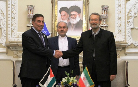 امان در دوستی با تهران احتیاط میکند