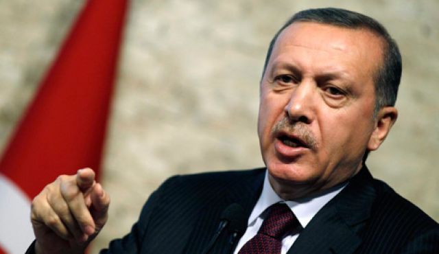 اردوغان: مسلمانان به هوش باشند، بوی فتنه می‌آید