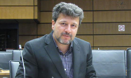 فرصتها را از دست ندهیم