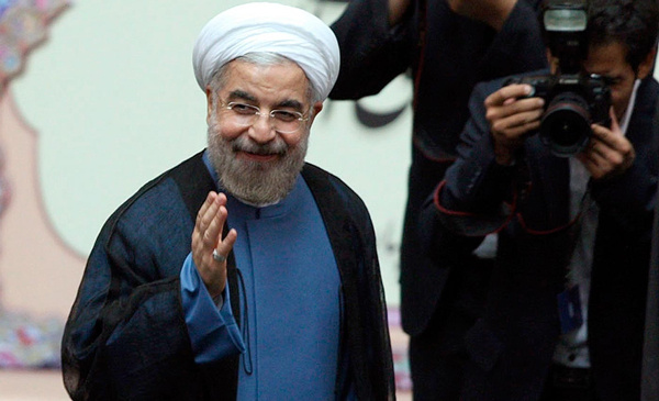 به توفیق روحانی برای توافق هستهای خوشبینم