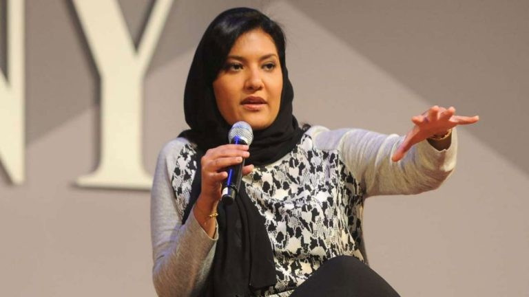 انتخاب نخستین زن سفیر عربستان و سرپوش گذاشتن بر واقعیت های اجتماعی