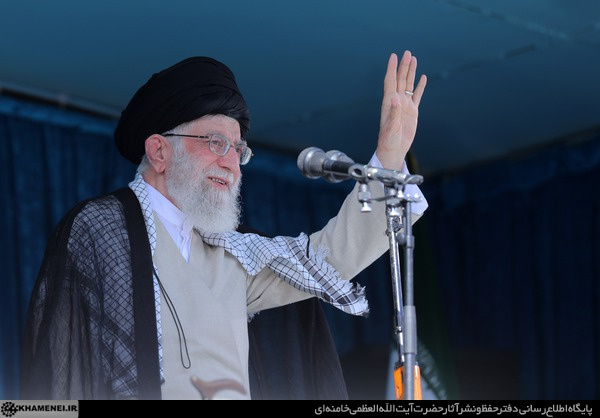 مقام معظم رهبری: «معامله قرن» هرگز محقق نخواهد شد/ خیانت برخی کشورهای اسلامی همچون بحرین و عربستان زمینهساز چنین نقشه خباثتآمیزی شده است