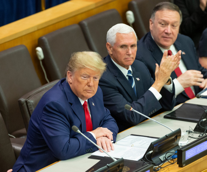 ترامپ پیش از خداحافظی به ایران حمله می کند؟