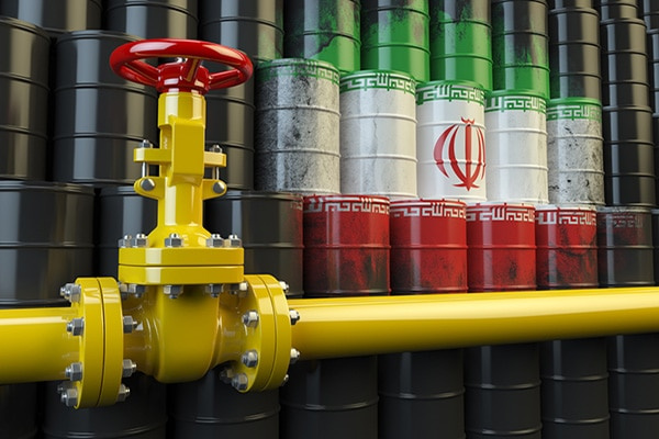 شرایطی که نفت ایران را به بازار سرازیر می کند