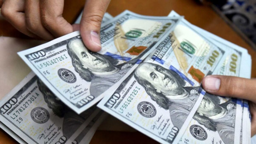اقصاد جهانی هشت دهه از سیطره دلار رنج میبرد