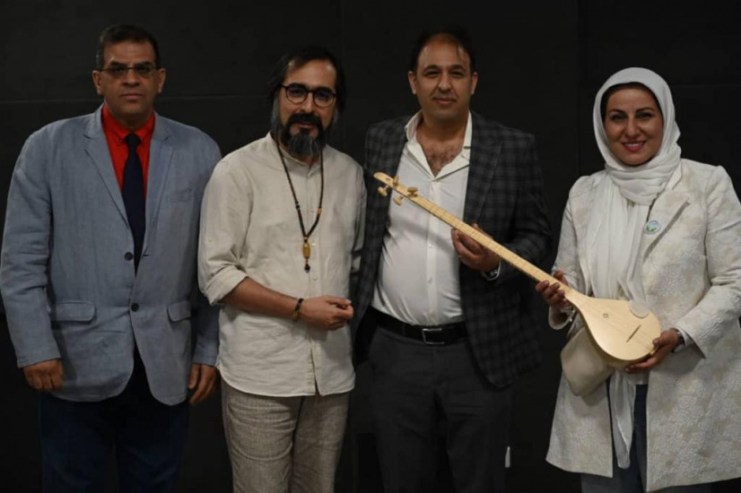 مراسم رونمایی از ساز صلح