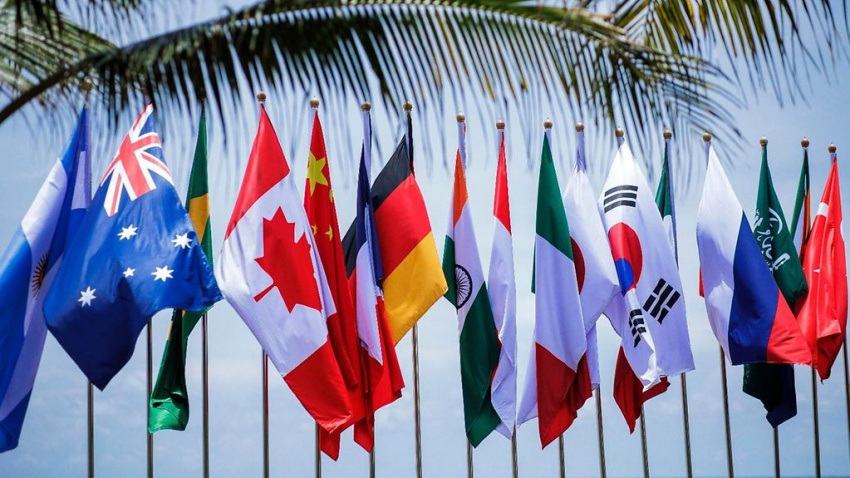 ارزیابی روابط بین‌المللی: روندها، نهادها و افراد