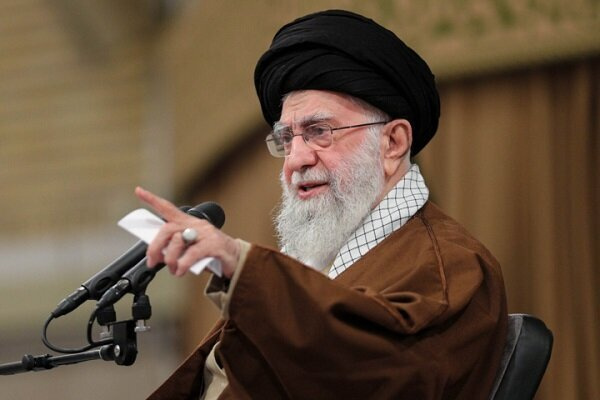 آمریکاییها بدانند که در مواجهۀ با ایران هرگز با تهدید به جایی نخواهند رسید