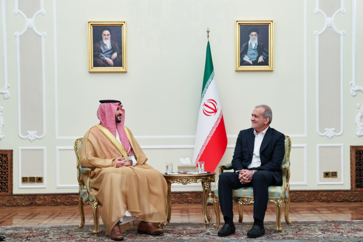 خالد بن سلمان در تهران برای ثبات خاورمیانه