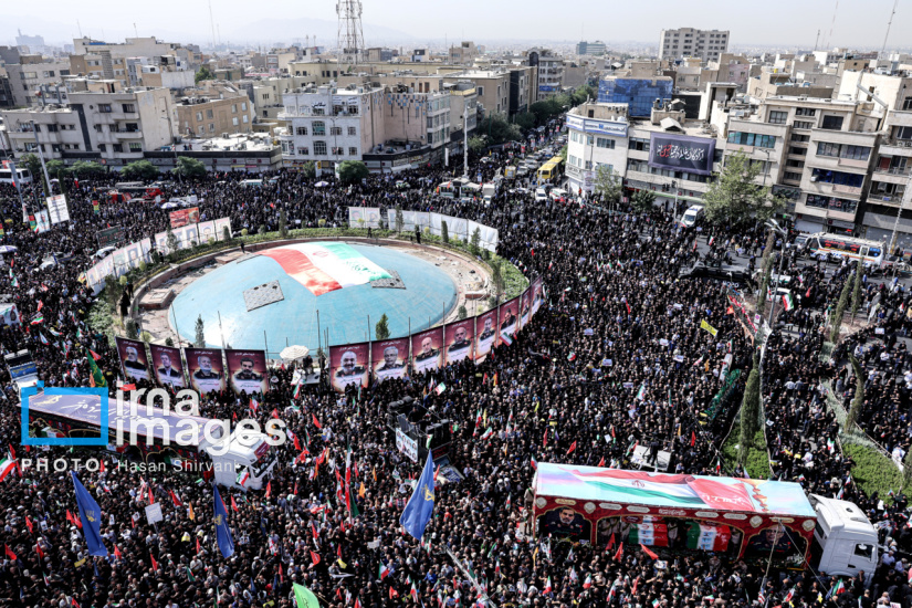 تشییع پیکر ۶۰ شهید اقتدار در تهران