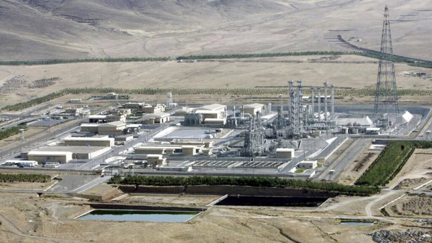 ایران تاسیسات هستهای خود را بازسازی میکند؟