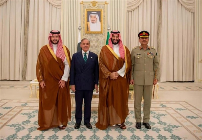 لزوم استقبال از موافقتنامه دفاعی عربستان و پاکستان