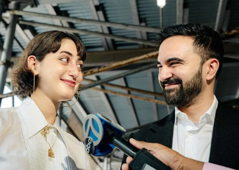 پوست‌اندازی سیاسی آمریکا